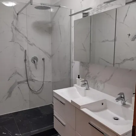 Rezident Consult S.r.o.